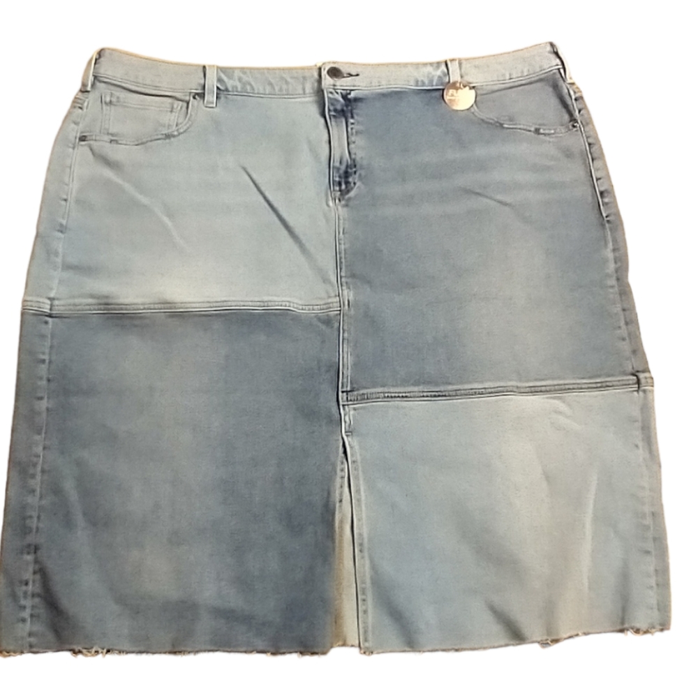 Plus Size Distressed Patchwork Denim Skirt with Raw Hem Size 26/28